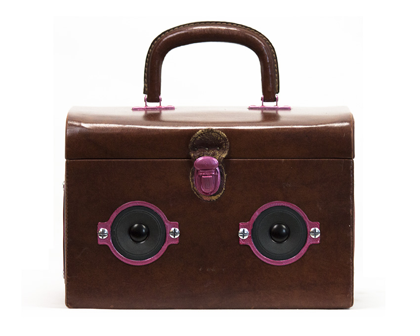 cerise face valise web