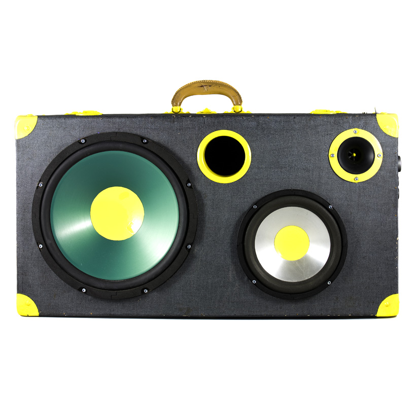 valise musicale 24 hard blaster face