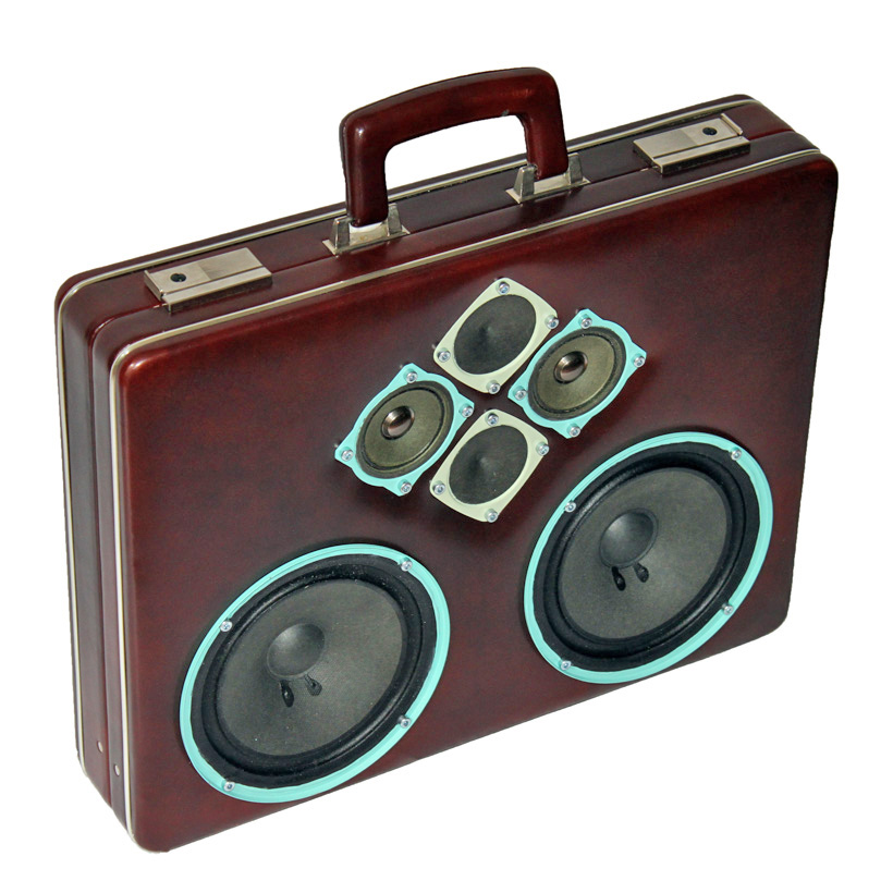 valise musicale 41 plastic jungle angle 2